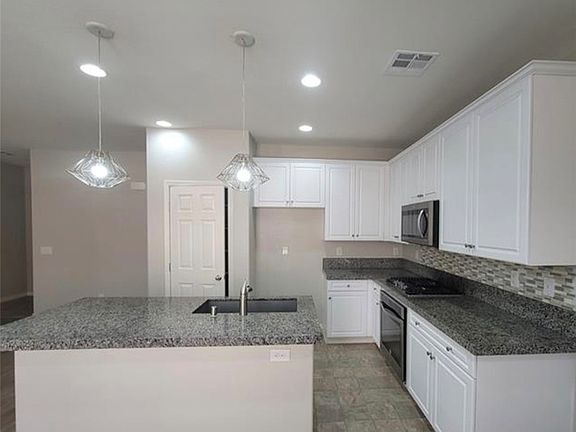 2nd image of 10449 Forked Run St