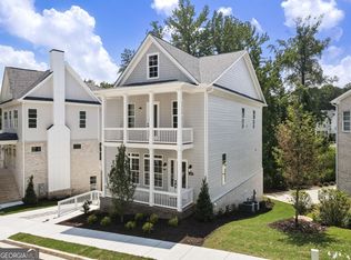 3010 Kara Ct, Roswell, GA 30076