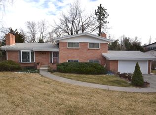 790 Crescent Ln, Lakewood, CO 80214