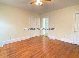 258 Cypress St #1, Brookline, MA 02445
