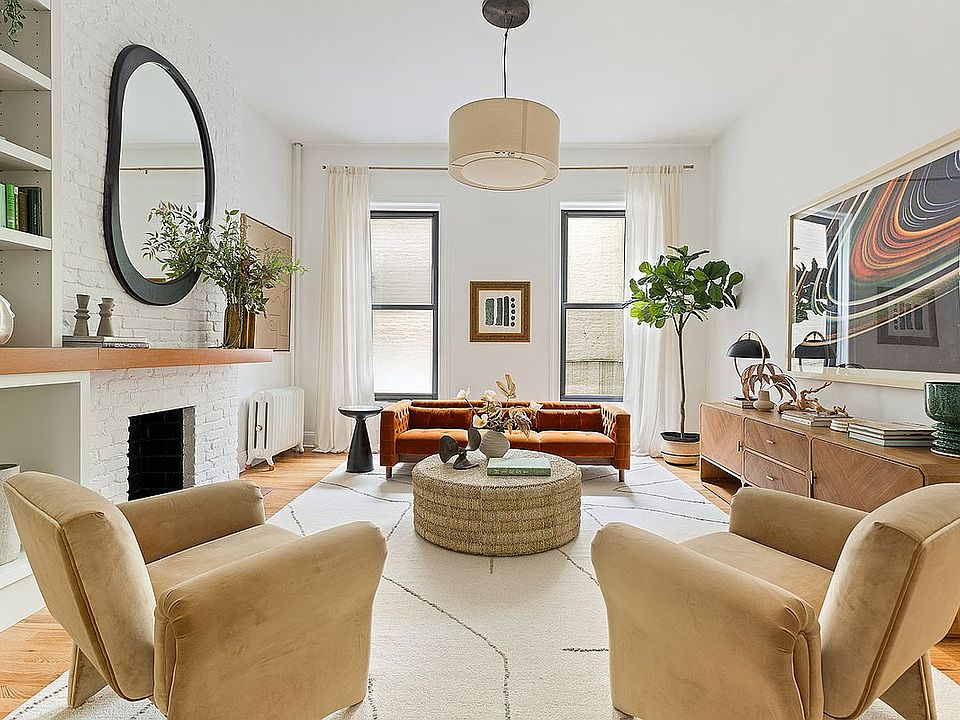 1st image of 457 1st St #1