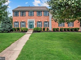 112 Wellesley Ct, Mount Laurel, NJ 08054