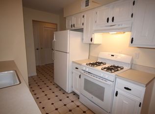 76 New Holland Vlg, Nanuet, NY 10954