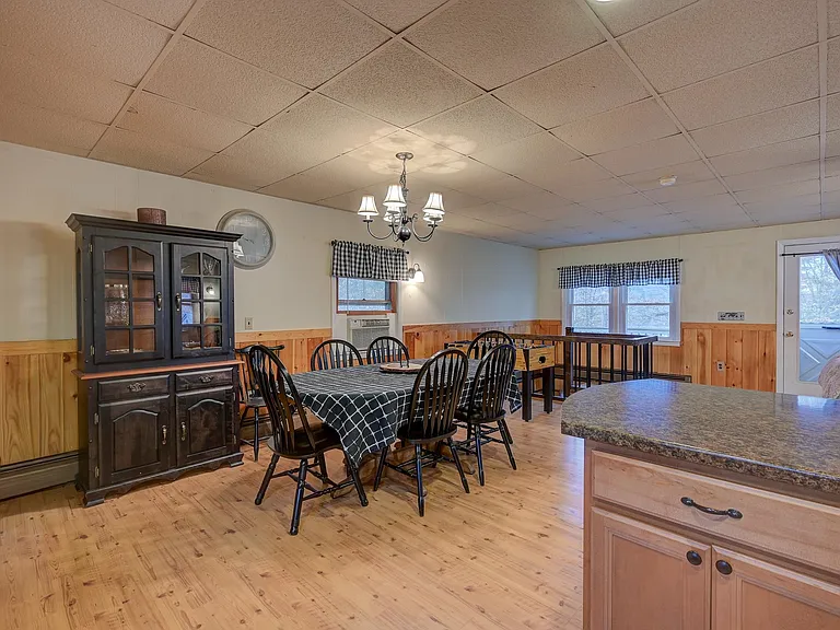 30 Middle Shore Dr — Photo 12