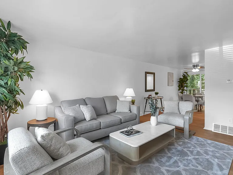 Carnaby Village Townhomes — Photo 6
