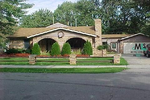 1st image of 129 Birchwood Dr