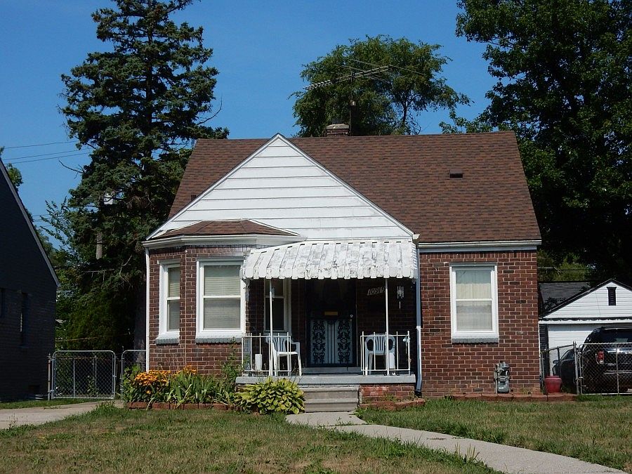 1st image of 10919 Somerset Ave