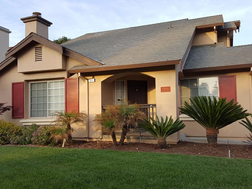 1st image of 7660A Rosanna St