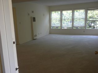 425 Avenue G APT 10, Redondo Beach, CA 90277