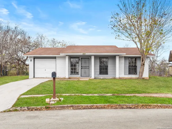 8403 HIDDEN BOW ST, San Antonio, TX 78242