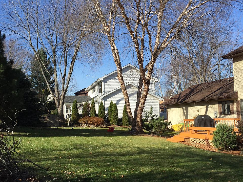 2nd image of 1302 Muirfield Ct