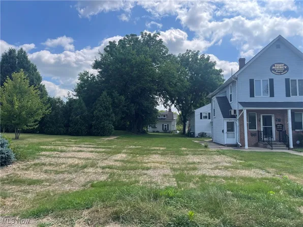 423 N Market St, Wooster, OH 44691