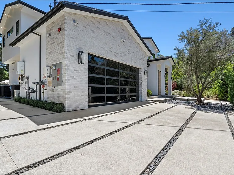 5050 Arundel Dr — Photo 71