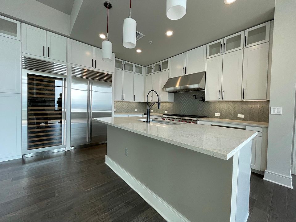 1st image of 938 N Bannock St #1026