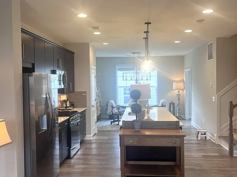 3394 Charleston Blvd — Photo 4