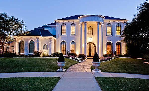 1st image of 3017 Shelton Way