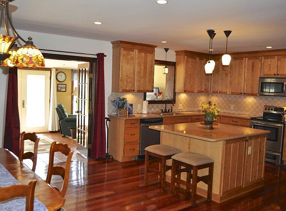 4th image of 117 Briarwood Ln