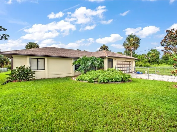 3060 NE Beechwood Cir, Labelle, FL 33935