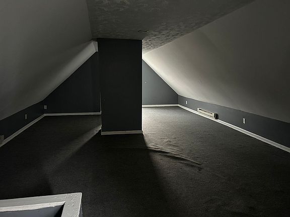 3rd image of 12523 Forest Ave APT 2