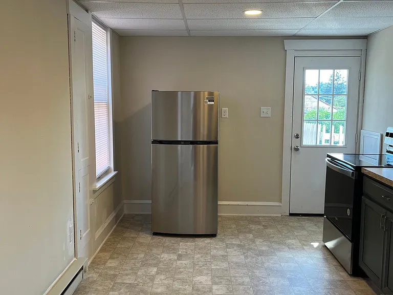 155 E Main St #2 — Photo 11