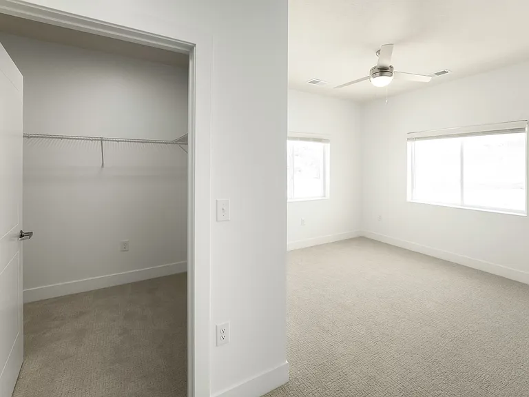 Blair Crossing Apartments — Photo 49