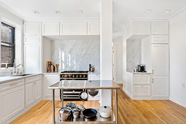 Sold by Compass | media 4