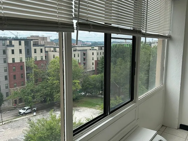 1700 Clinch Ave #407 — Photo 8