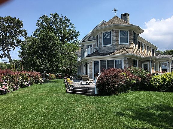 4th image of 44 Northwest Dr