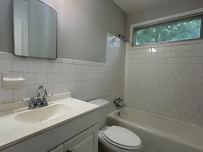 3510 Dundale Rd — Photo 10