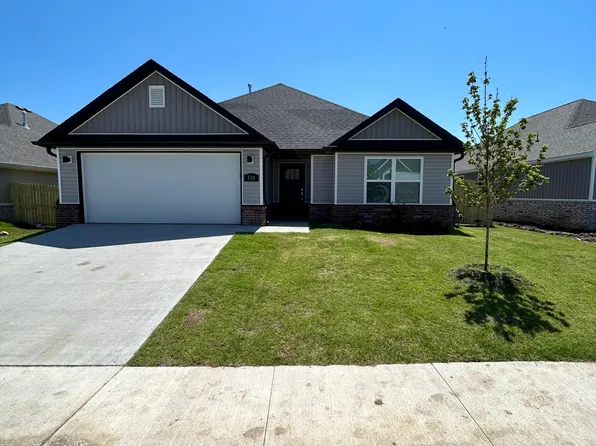 510 W Wagon Wheel Rd, Springdale, AR 72762