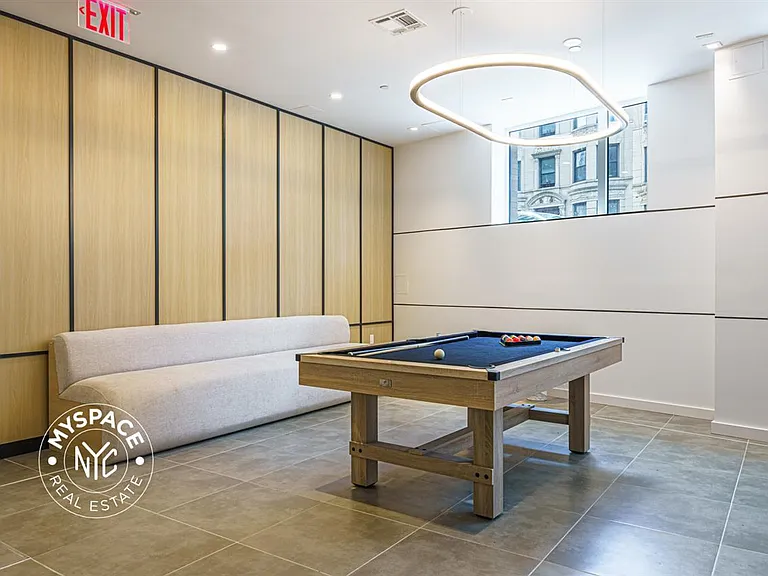 1499 Bedford Ave #4H — Photo 18