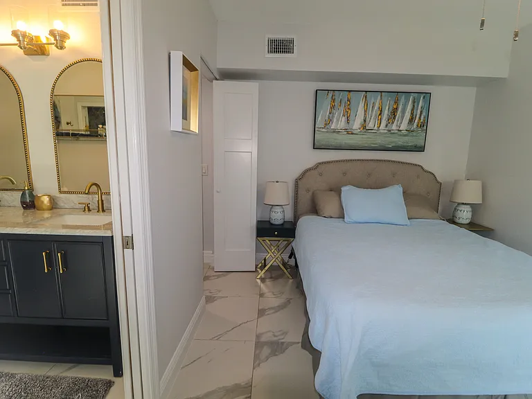 817 Blue Heron Blvd — Photo 31