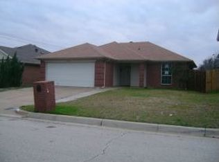 6705 Daffodil Ct, Fort Worth, TX 76137