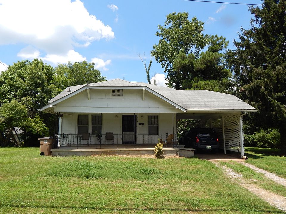 1st image of 2423 Fair Dr