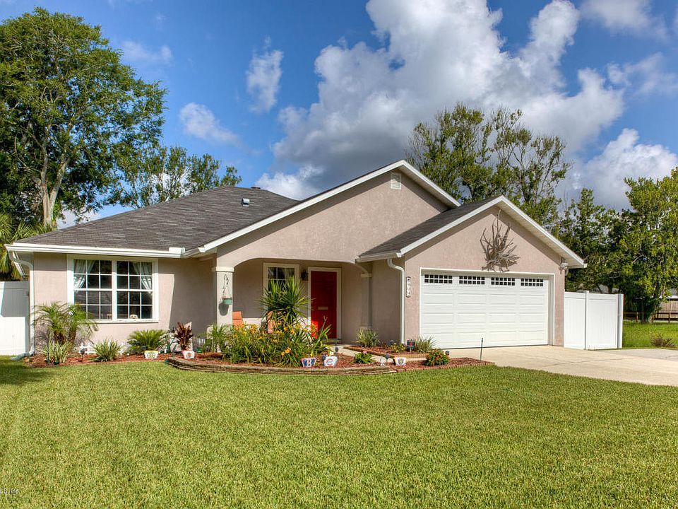 2nd image of 634 Palm Tree Rd