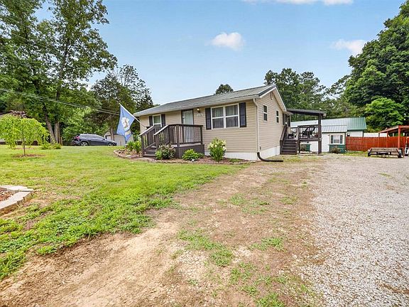 3rd image of 113 Carter Ln