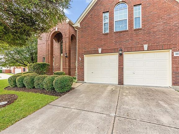 4th image of 8601 Tanglewood Dr