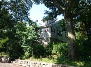 19 Overlook Rd, West Roxbury, MA 02132