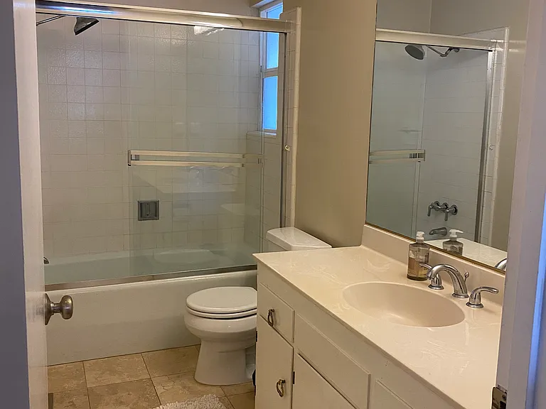 1043 Lassen Dr — Photo 6