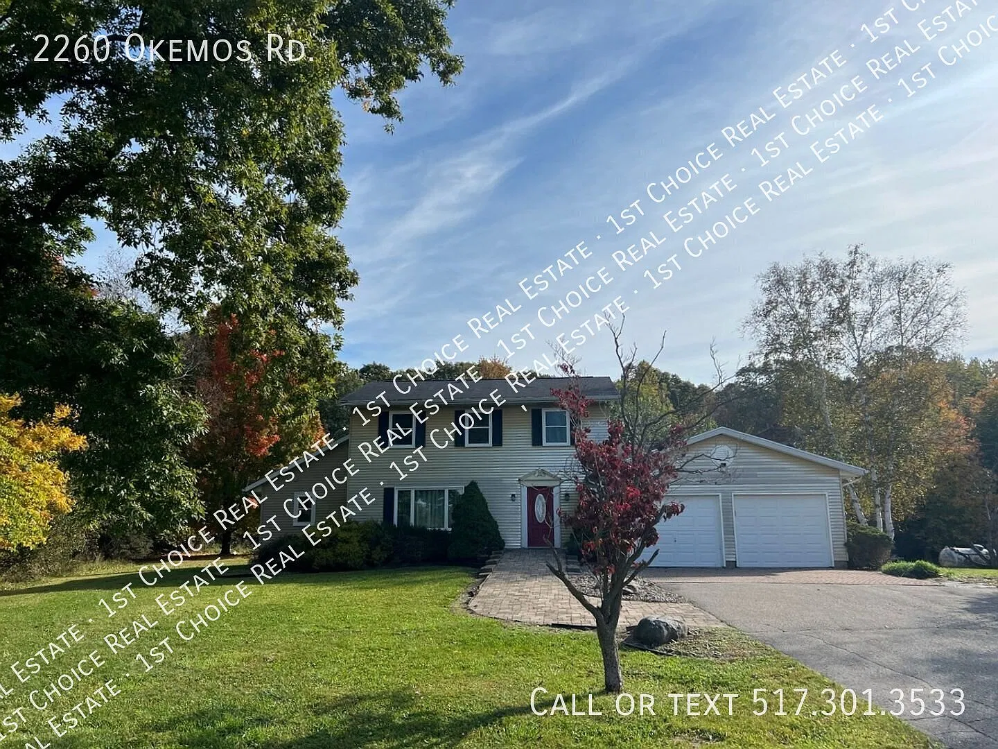 4-Bdr 3.5-Bth House On 10 Acres In Mason - Pond & Pole Barn — Photo 1