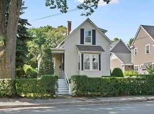 209 Pleasant St, Marblehead, MA 01945