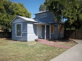 1820 W Connelly Ave, Visalia, CA