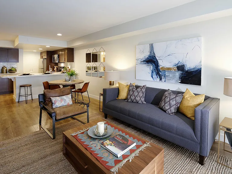 Wayfarer Apartments + Marina — Photo 14