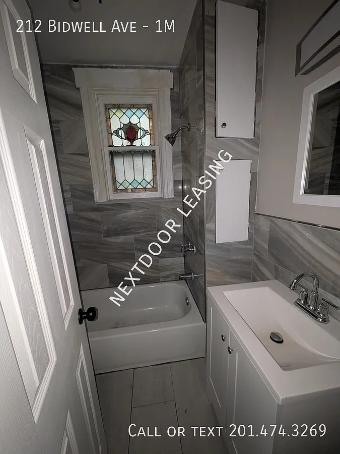 212 Bidwell Ave — Photo 4