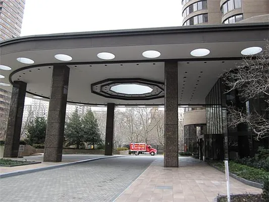 Sold by RELO REDAC INC. | media 22