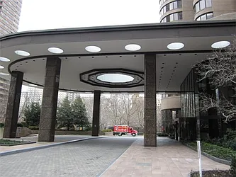 Sold by RELO REDAC INC.