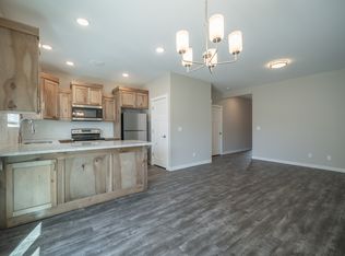 1819 Jennie Lee Dr #103, Idaho Falls, ID 83404