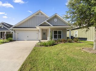 184 Lightning Bug Ln, Freeport, FL 32439