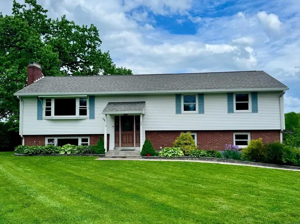 588 Poquonock Avenue, Windsor, CT 06095
