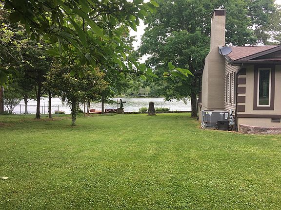 2nd image of 1136 Hileah Dr